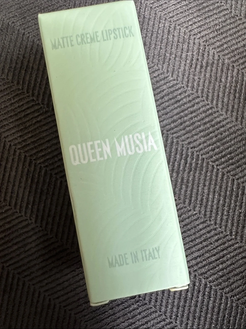 Queen Musia Matte Creme Lipstick - Dorian